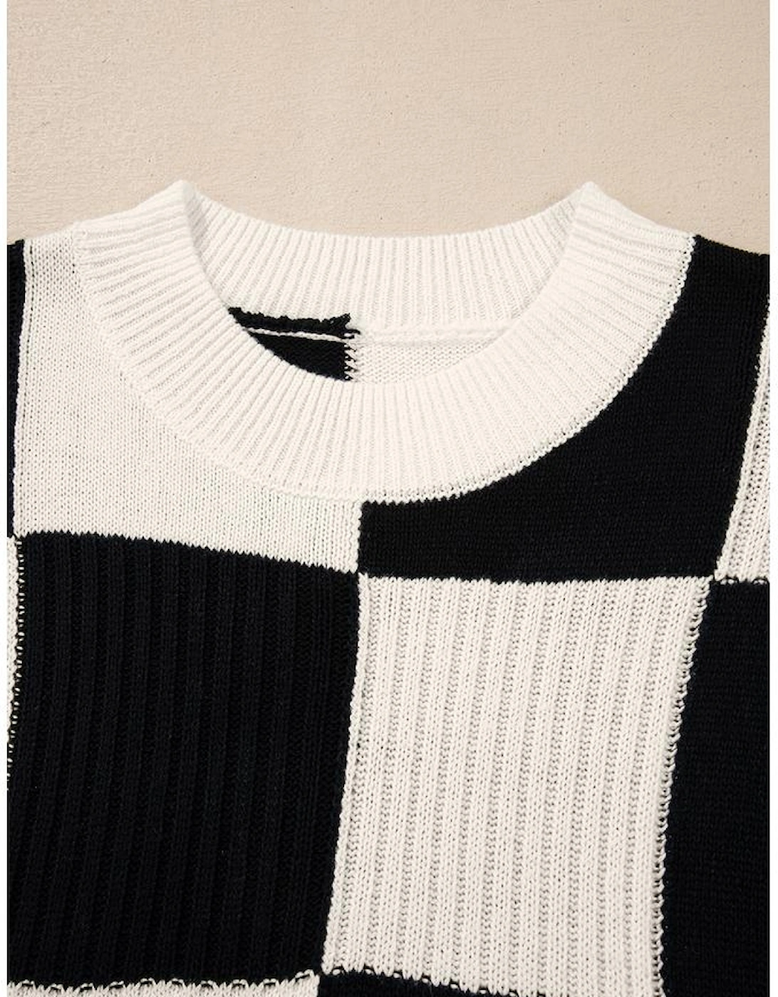 Black Checkered Color Block Crew Neck Short Sleeve Sweater