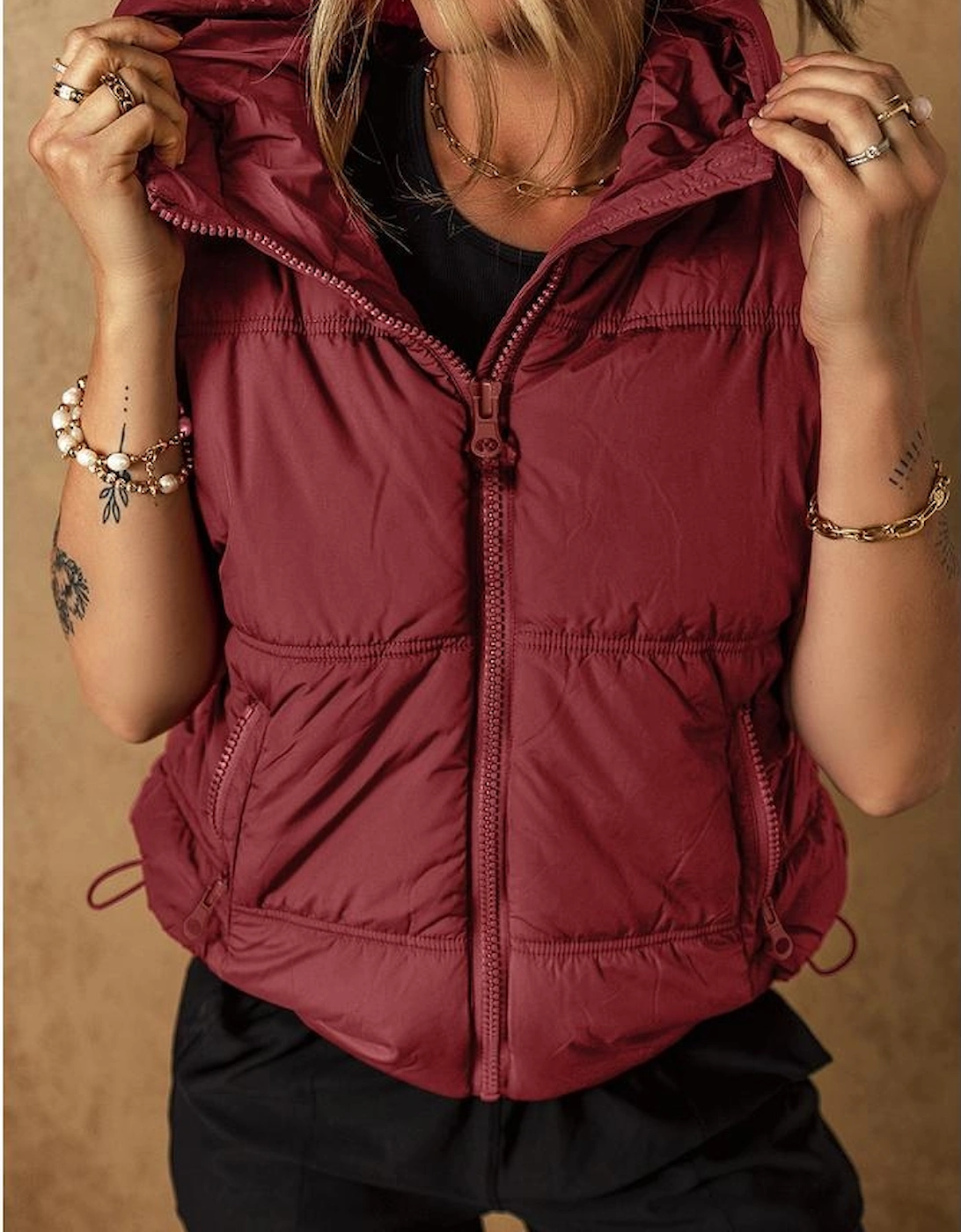 Clay Zip-up Side Pockets Hooded Puffer Vest