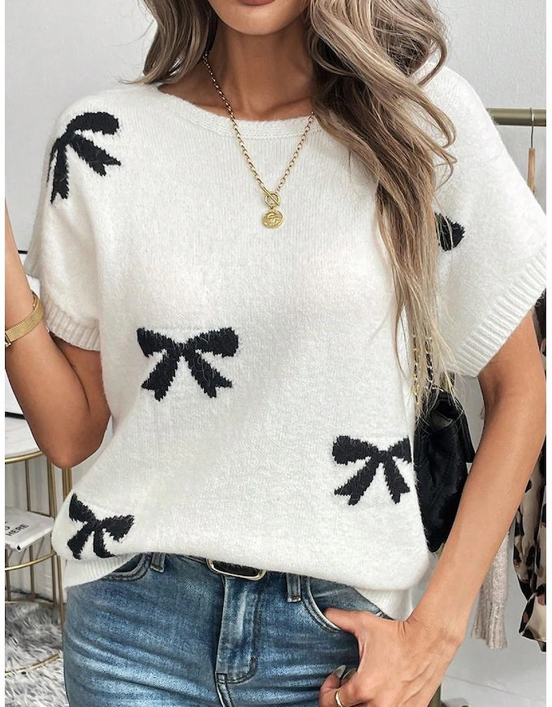 Black Bow Pattern Knit Short Sleeve Sweater