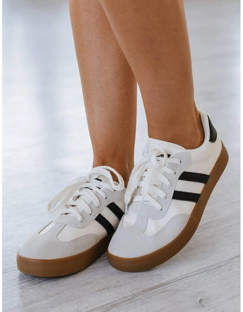 White Striped Lace-up Flat Sneakers