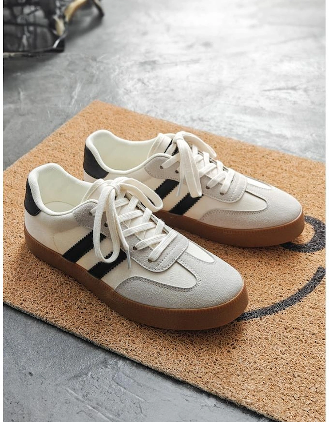 White Striped Lace-up Flat Sneakers