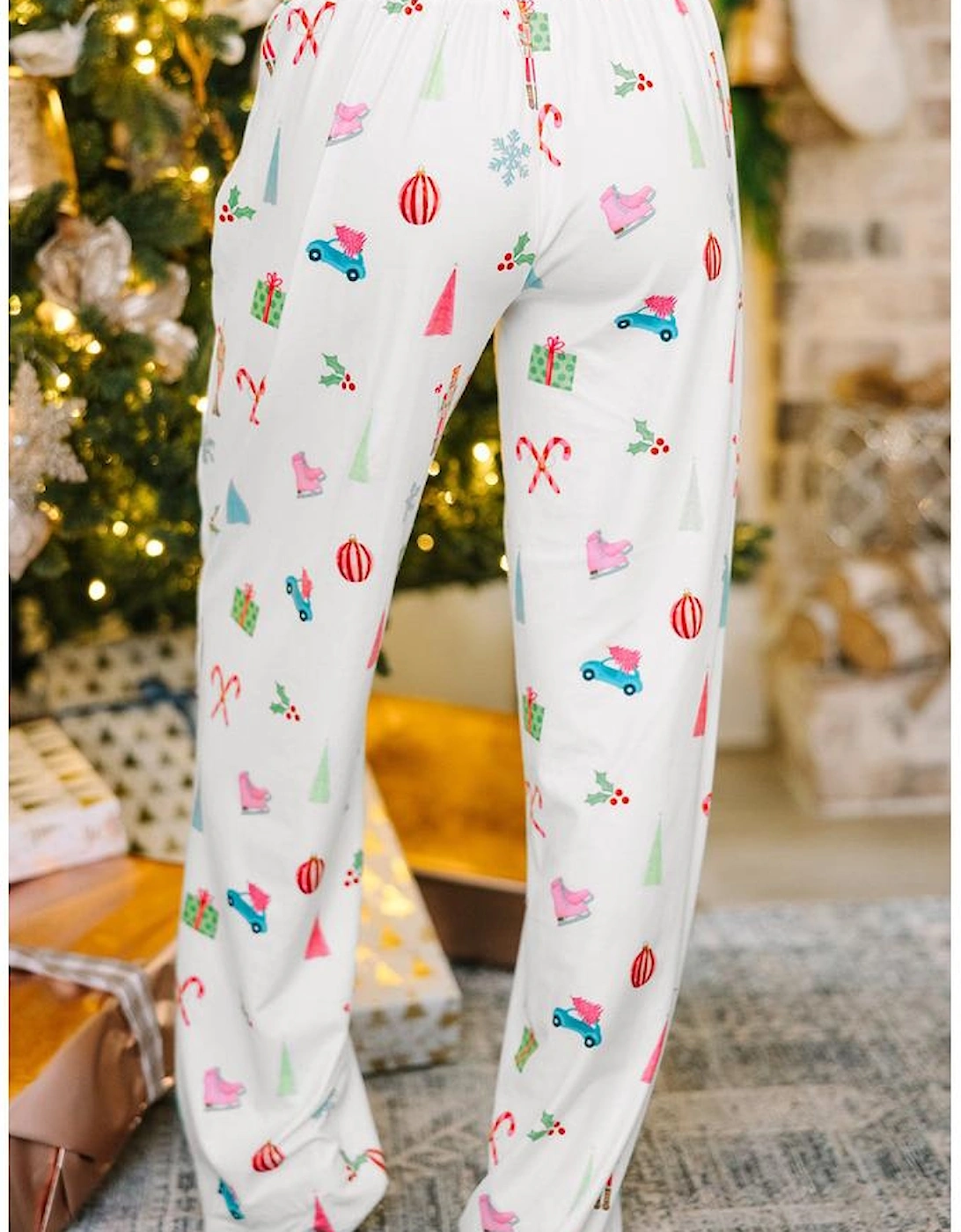 White Christmas Print Lapel Shirt and Pants Sleepwear