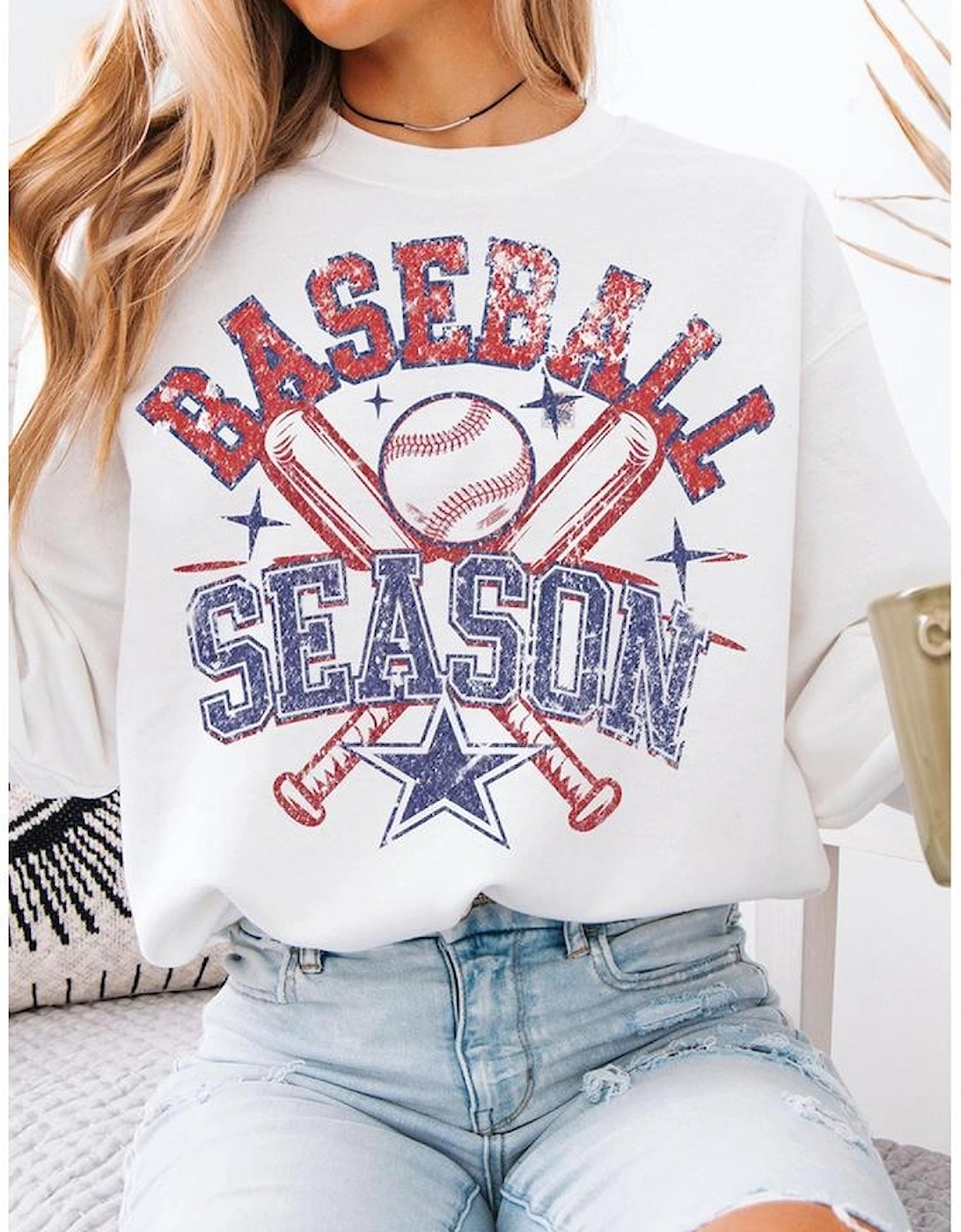White BASEBALL SEASON Vintage Print Graphic Sweatshirt
