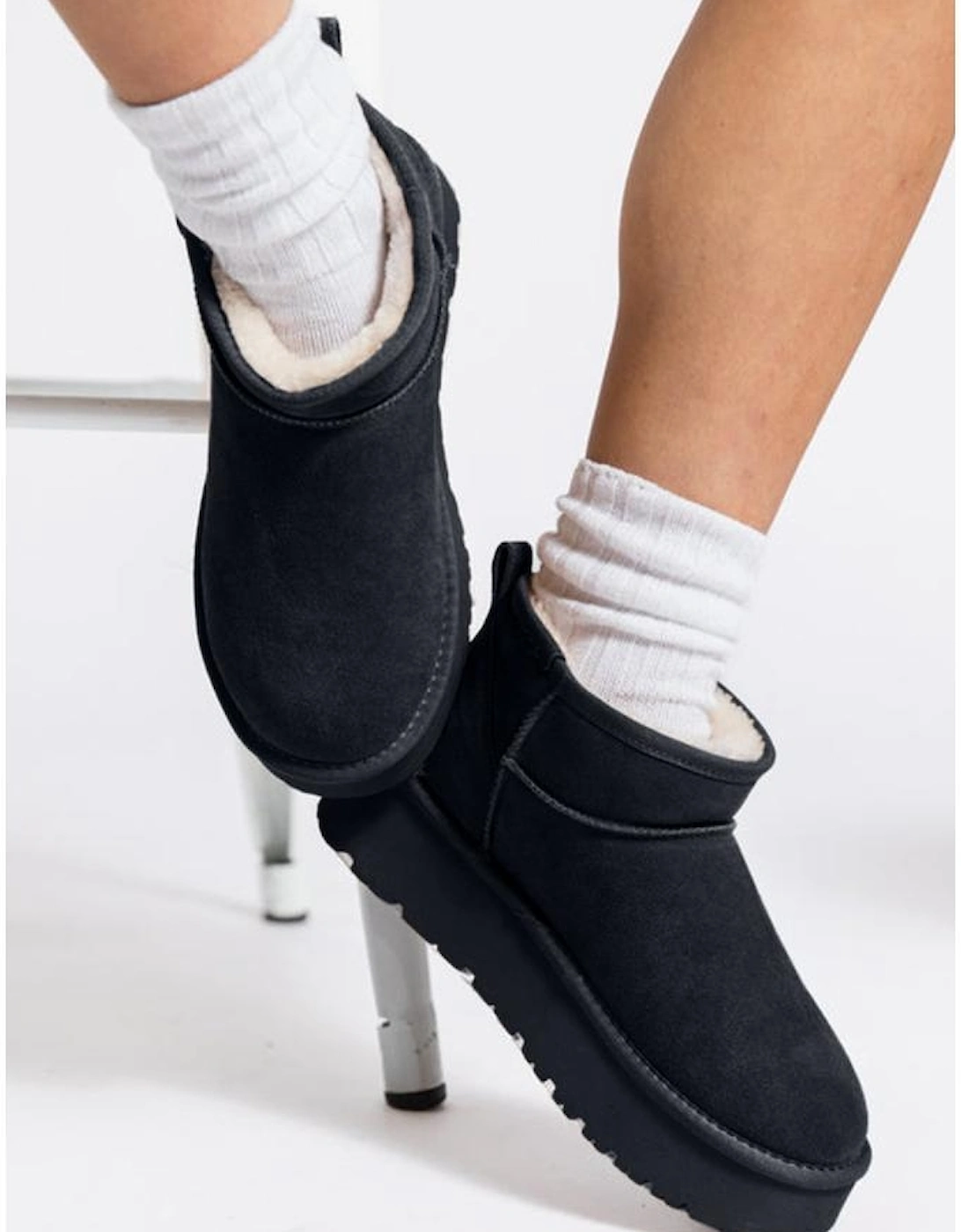 Black Faux Fur Lined Suede Ankle Snow Boots