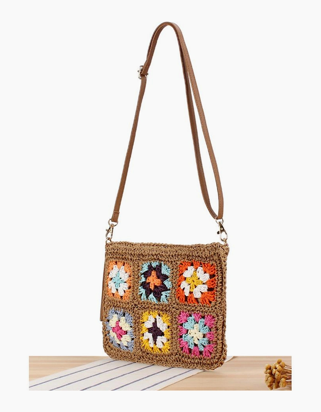 Chestnut Flower Straw Woven Single Shoulder Bag