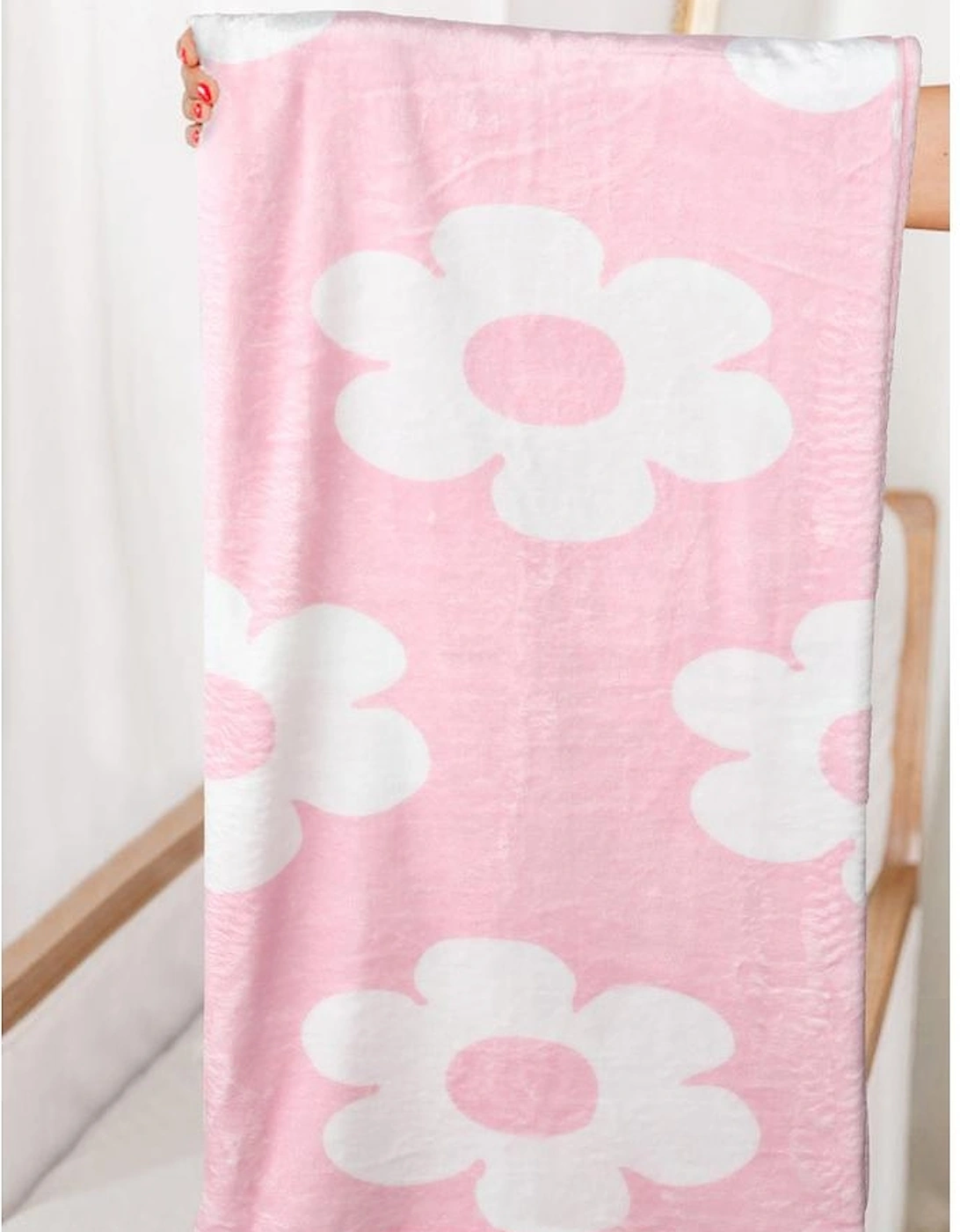 Pink Floral Pattern Square Blanket 76*63cm
