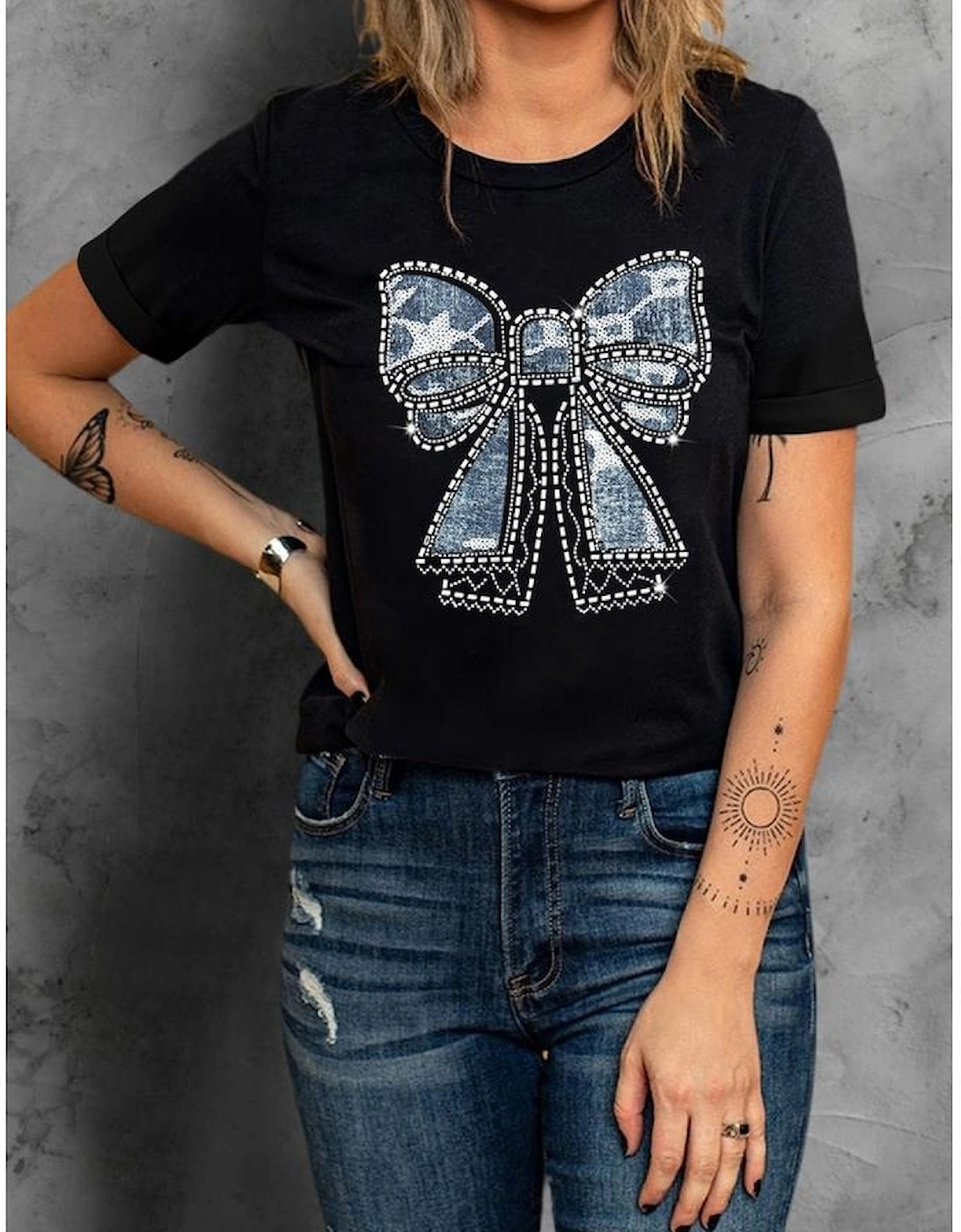 Black Rhinestone Bowknot Graphic Crewneck T Shirt