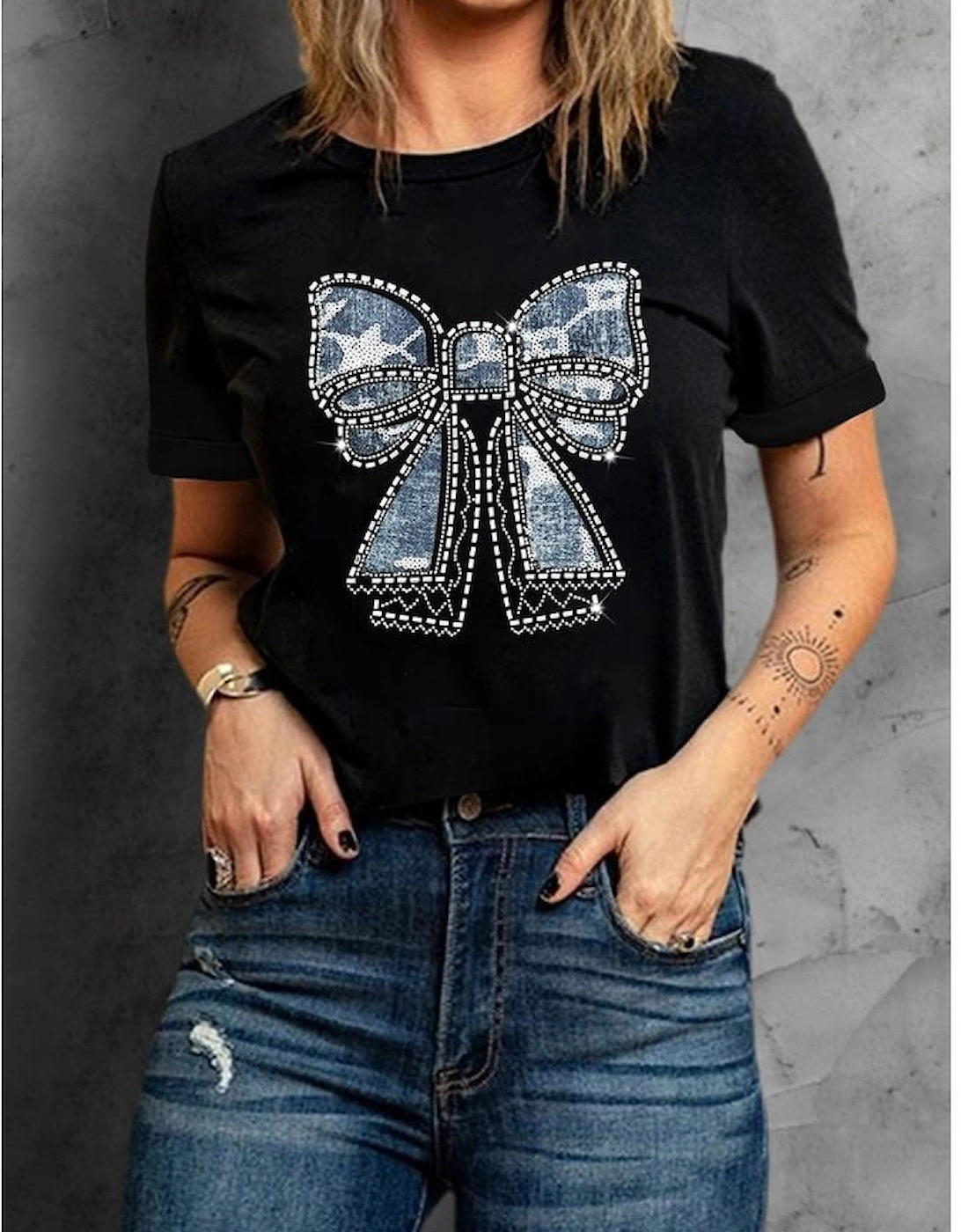 Black Rhinestone Bowknot Graphic Crewneck T Shirt