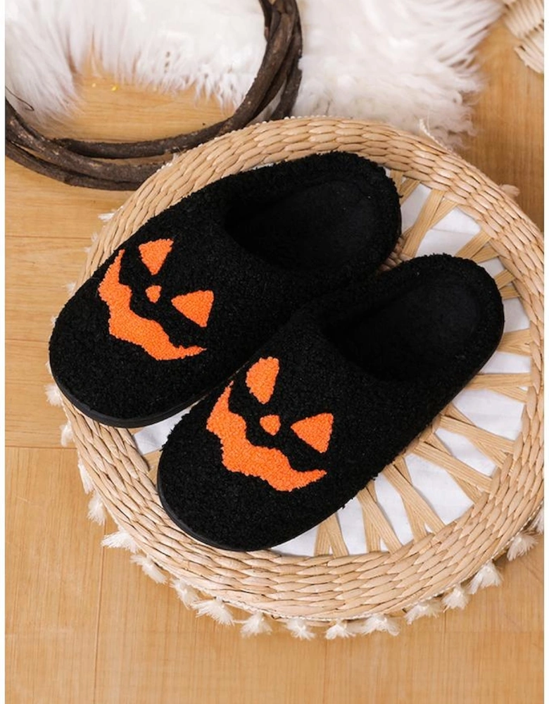 Black Halloween Pumpkin Face Graphic Plush Slippers