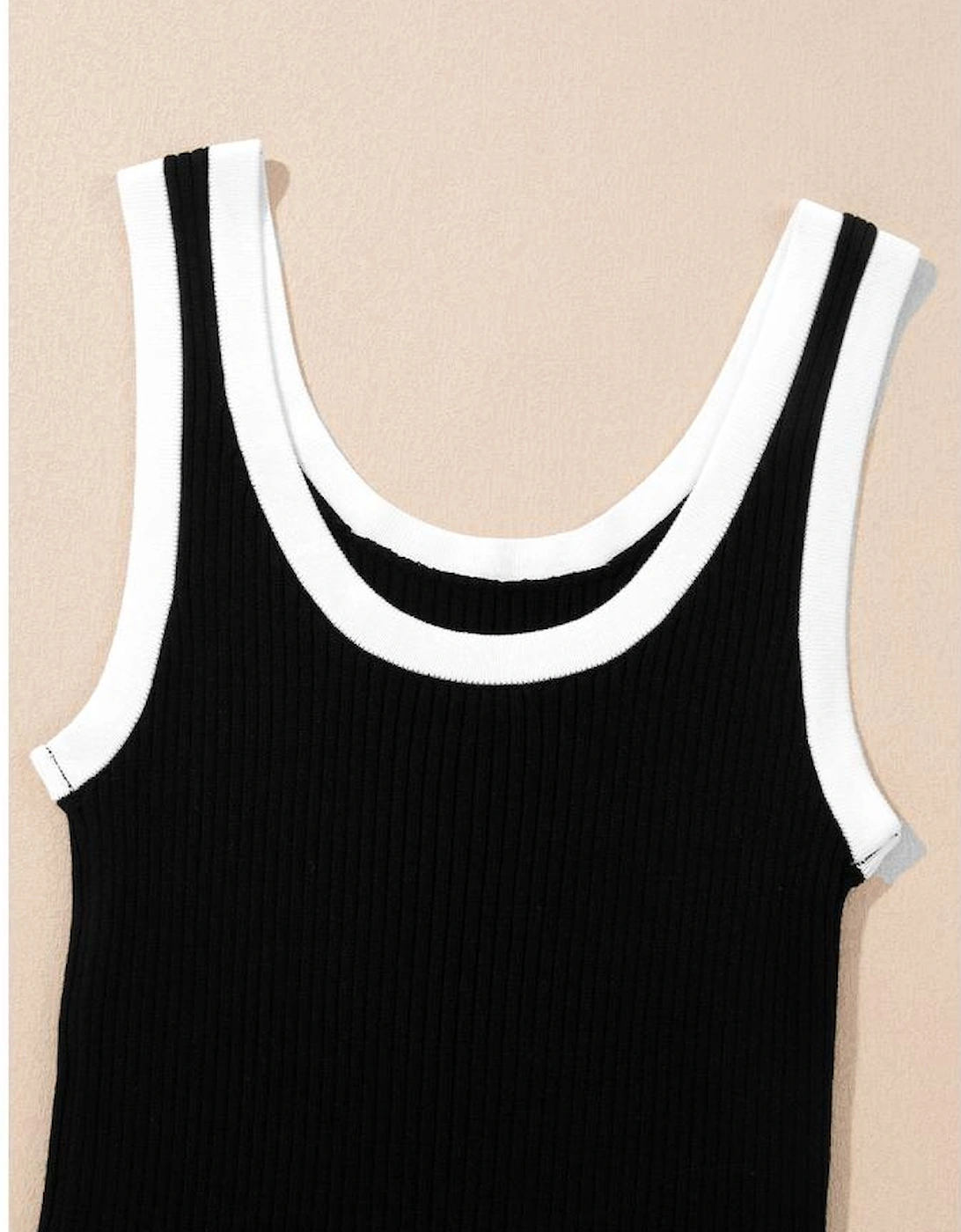 Black Colorblock Edge Ribbed Knit U Neck Tank Top