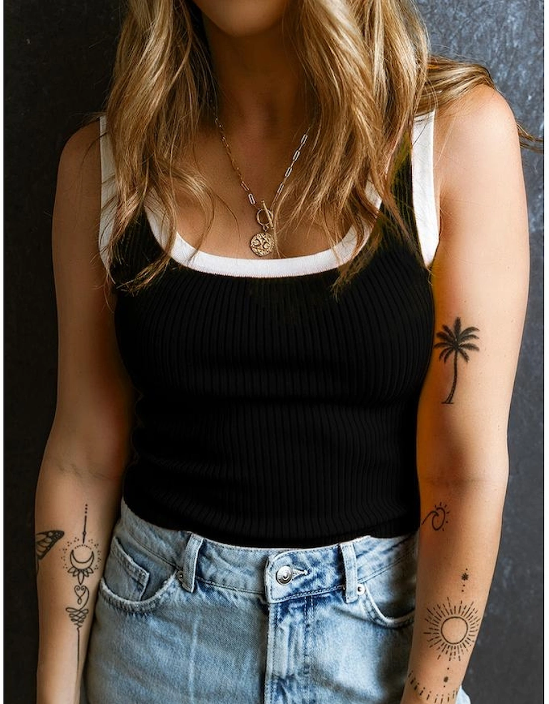 Black Colorblock Edge Ribbed Knit U Neck Tank Top