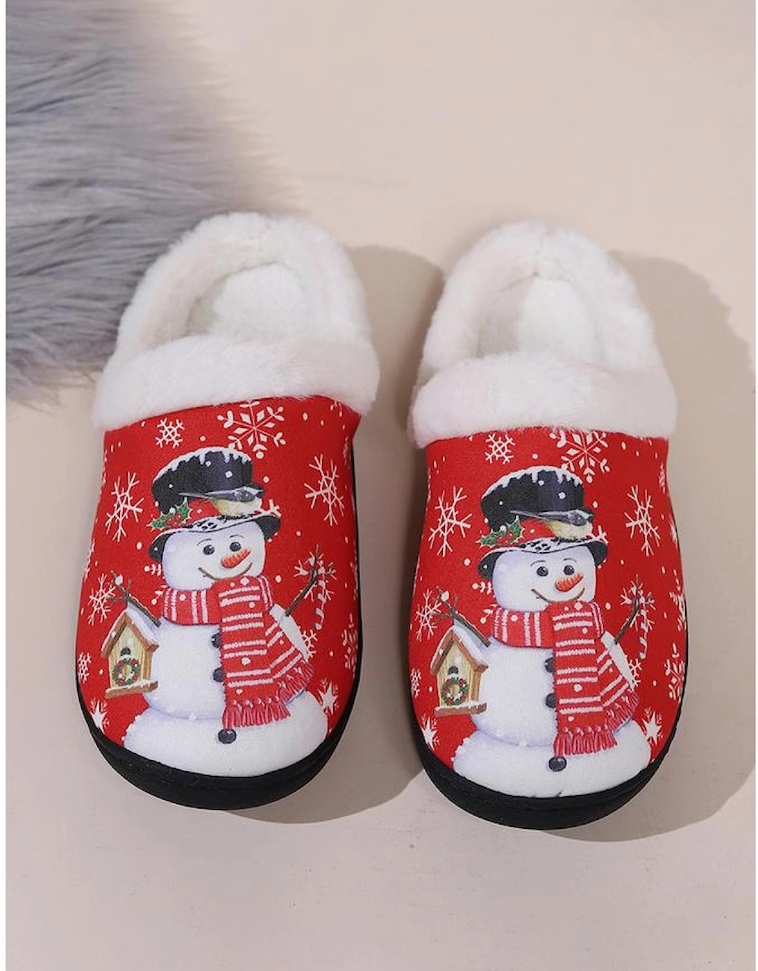 Fiery Red Christmas Snowman Print Plush Home Slippers