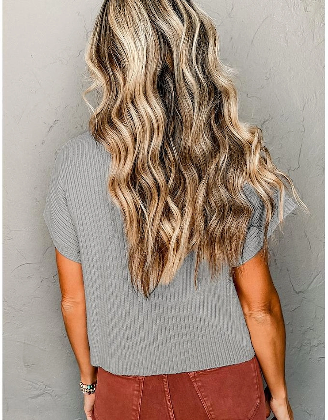 Gray Patch Pocket Ribbed Knit Short Sleeve Sweater