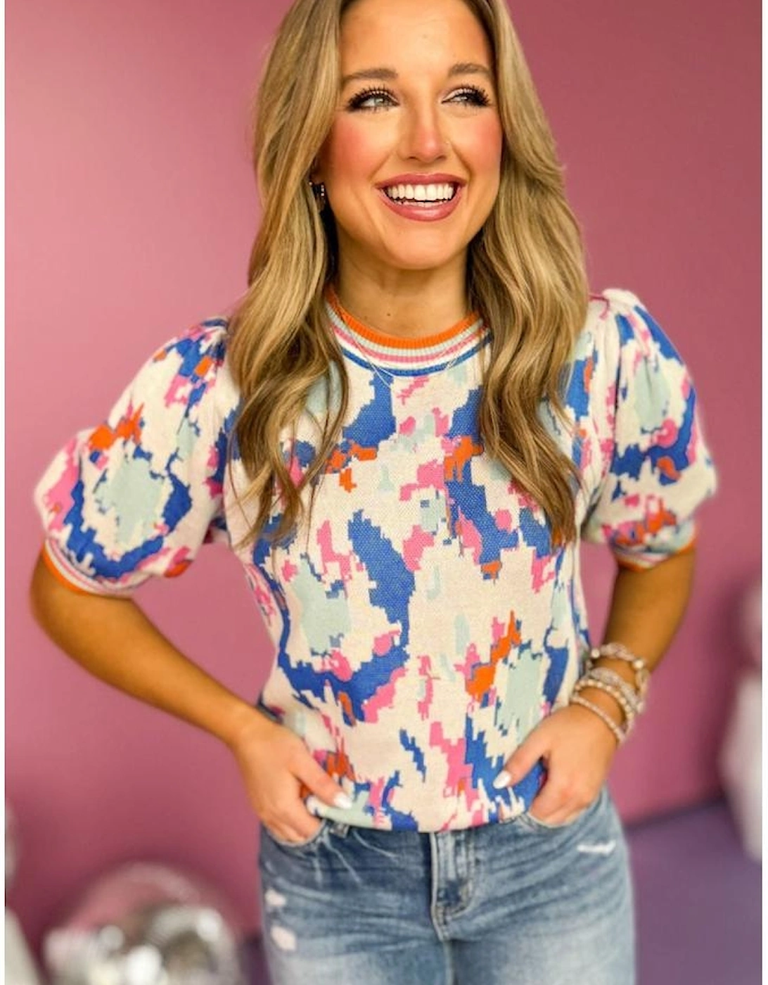 Apricot Abstract Pattern Knit Contrast Striped Trim Short Sleeve Sweater