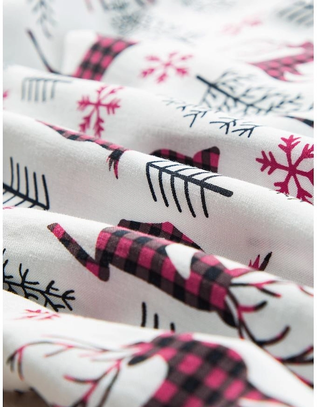 White Christmas Printed Shirt and Pants Pajama Set