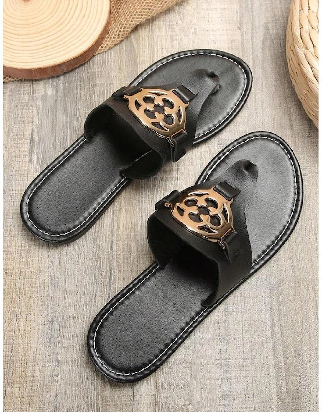 Azura Exchange Black Metal Decor Leather Thong Slippers