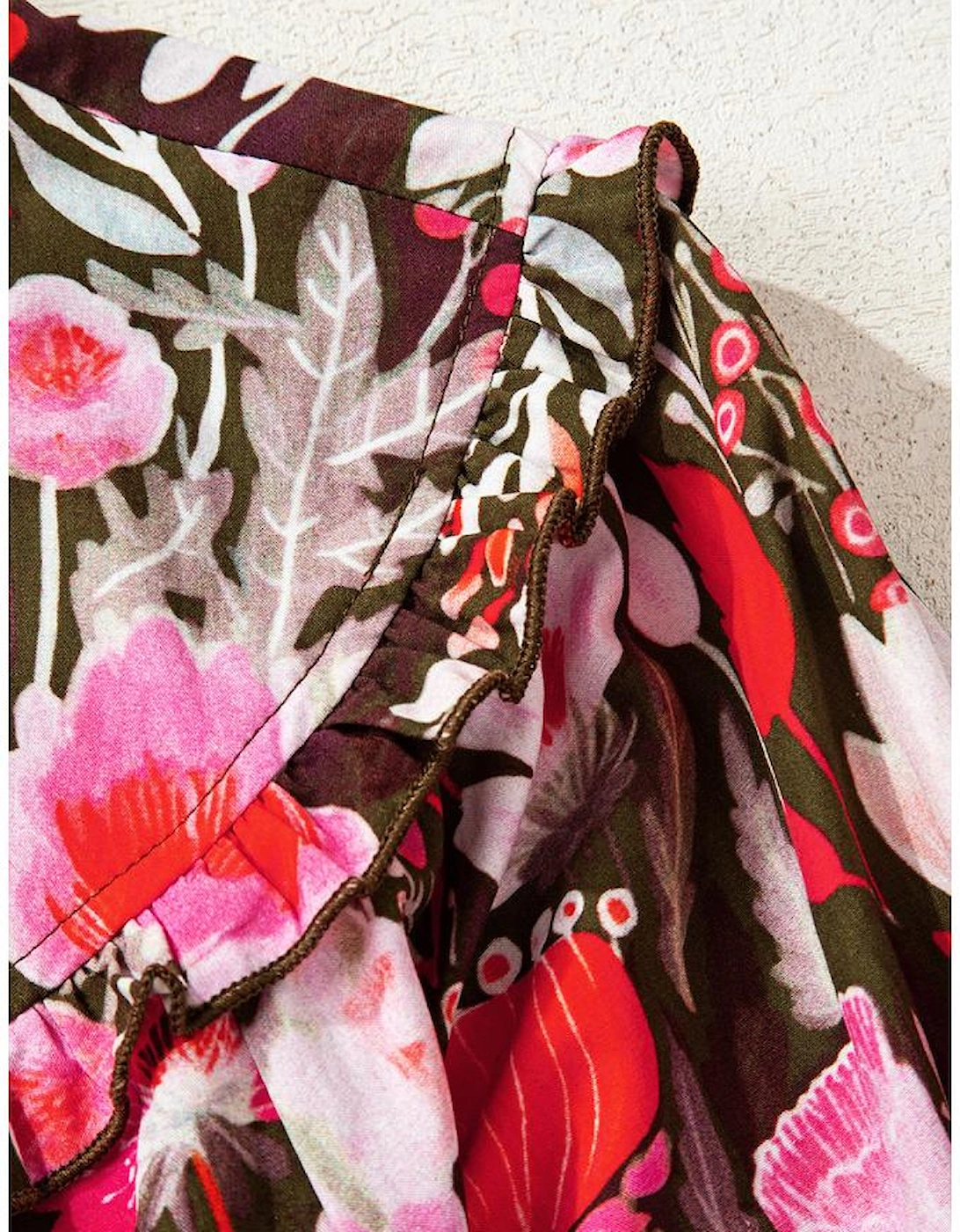 Red Floral Three Quarter Sleeve Lace-up Neck Blouse