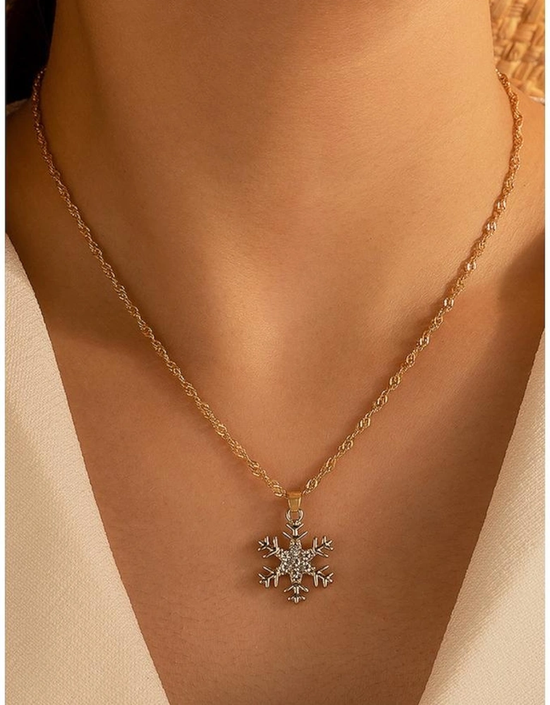 Gold Rhinestone Snowflake Christmas Fashion Necklace