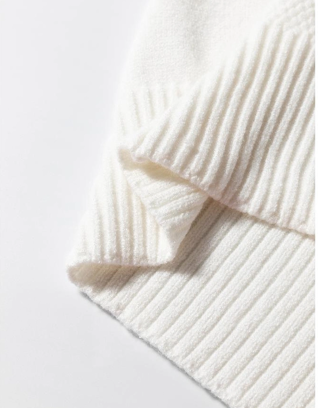 White Multicolor Stitch Detail Cable Knit Short Sleeve Sweater