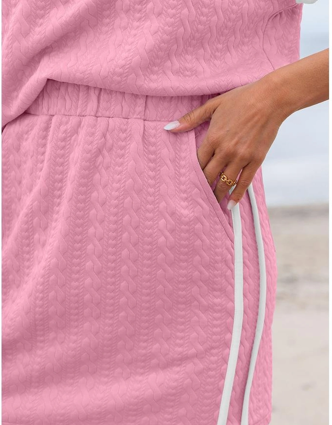 Pink Contrast Trim Textured Crewneck Tee and Pocketed Skirt Set