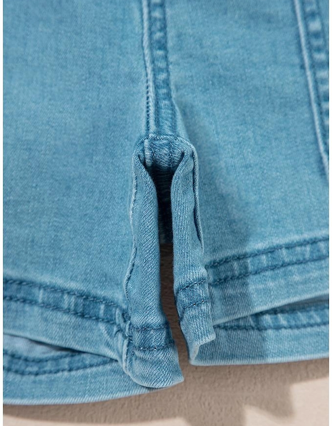 Beau Blue Contrast Drawstring Elastic Waist Denim Shorts