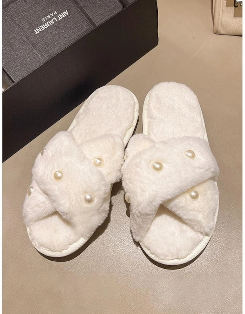 Azura Exchange White Pearl Decor Criss Cross Plush Slippers