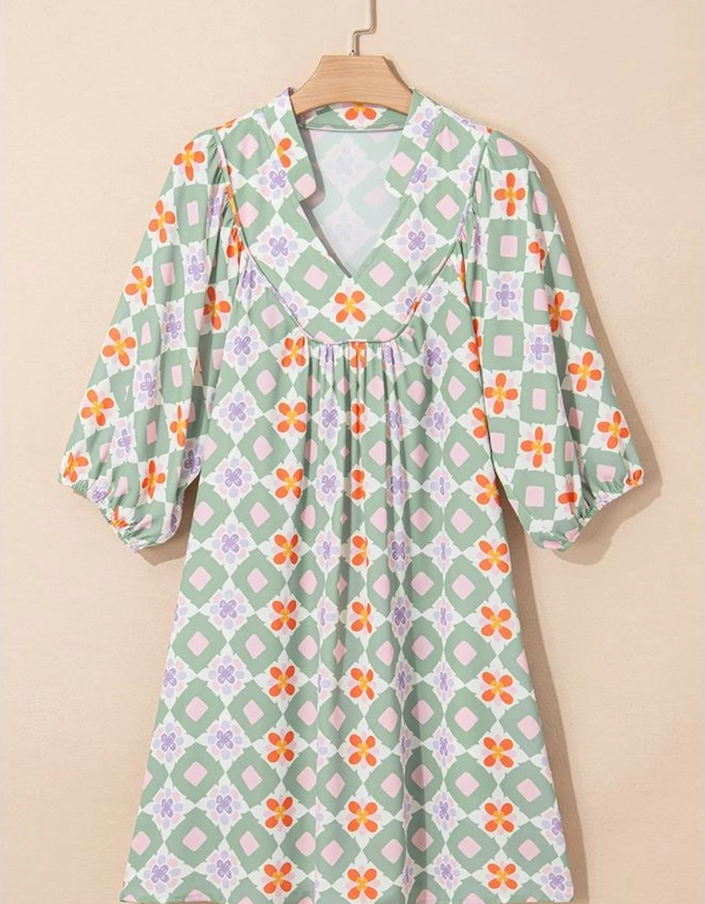 Green Geometric Floral Print 3/4 Sleeve Notched Neck Mini Dress
