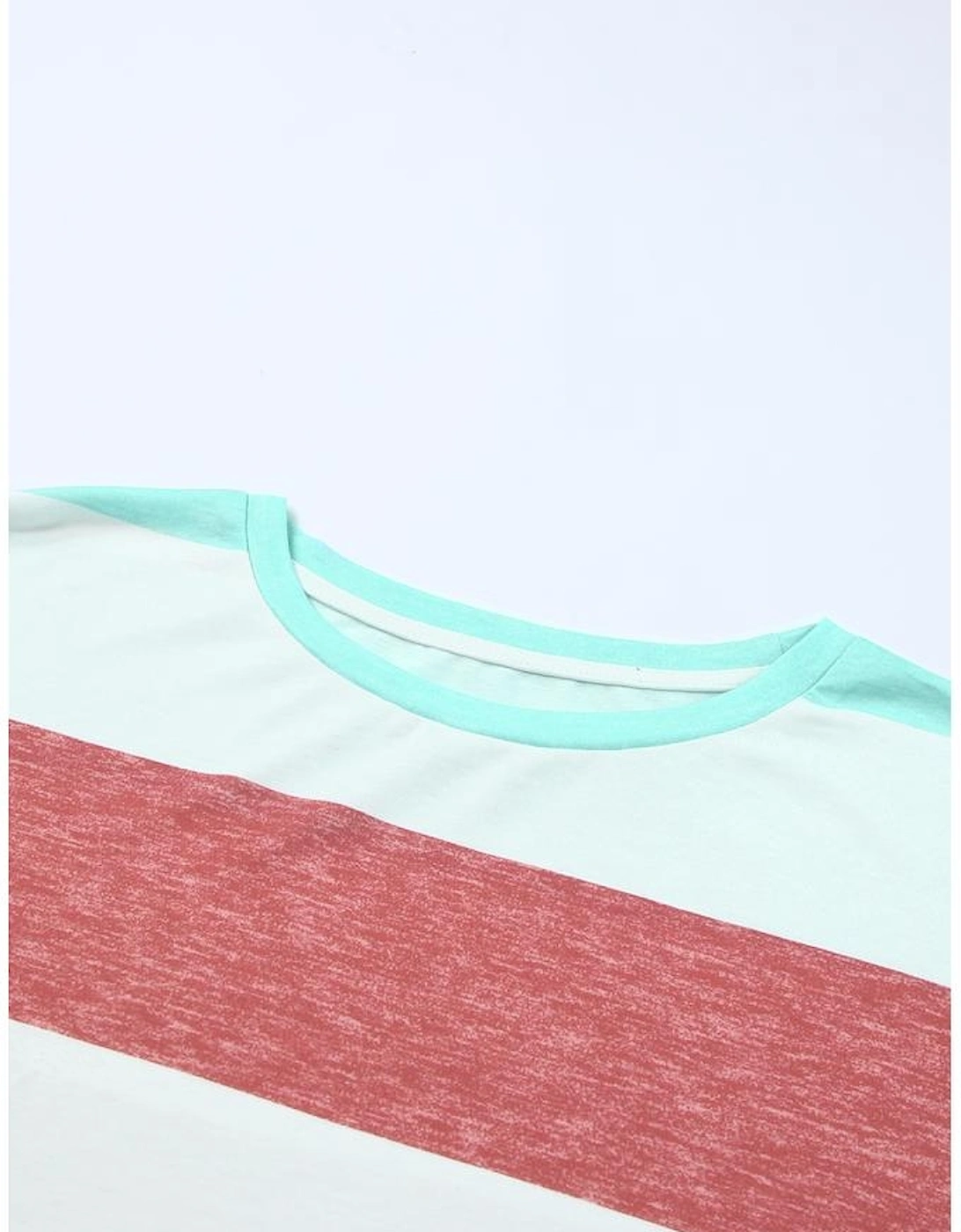 Green Plus Size Colorblock Pullover Top