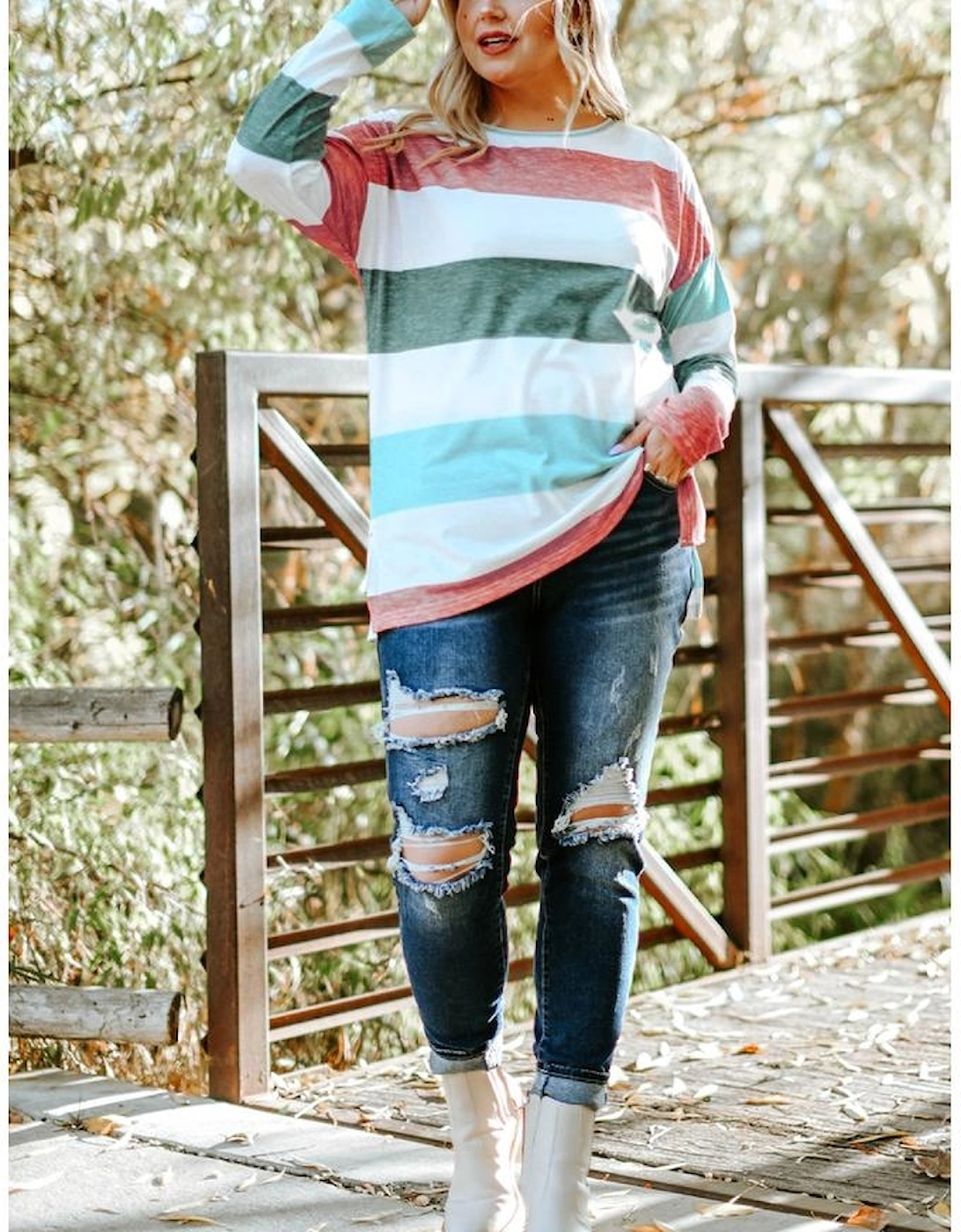 Green Plus Size Colorblock Pullover Top