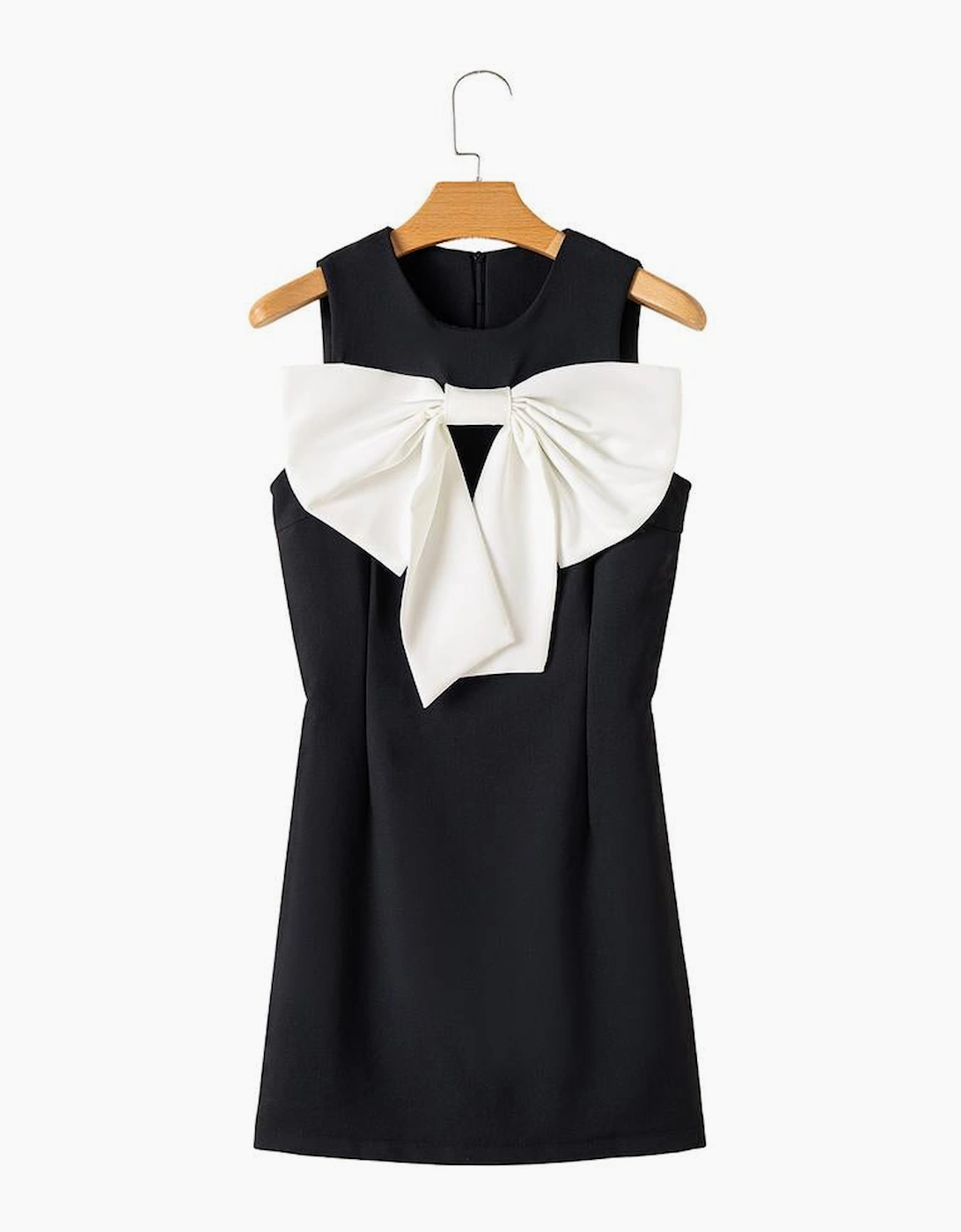 Black Contrast Bowknot Applique Crew Neck Sleeveless Mini Dress