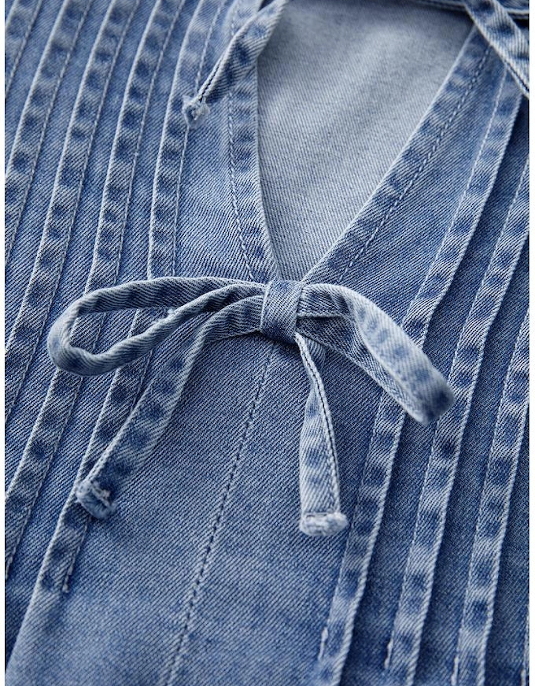 Myosotis Denim Front Pintuck Bow Tie Puff Sleeve Top
