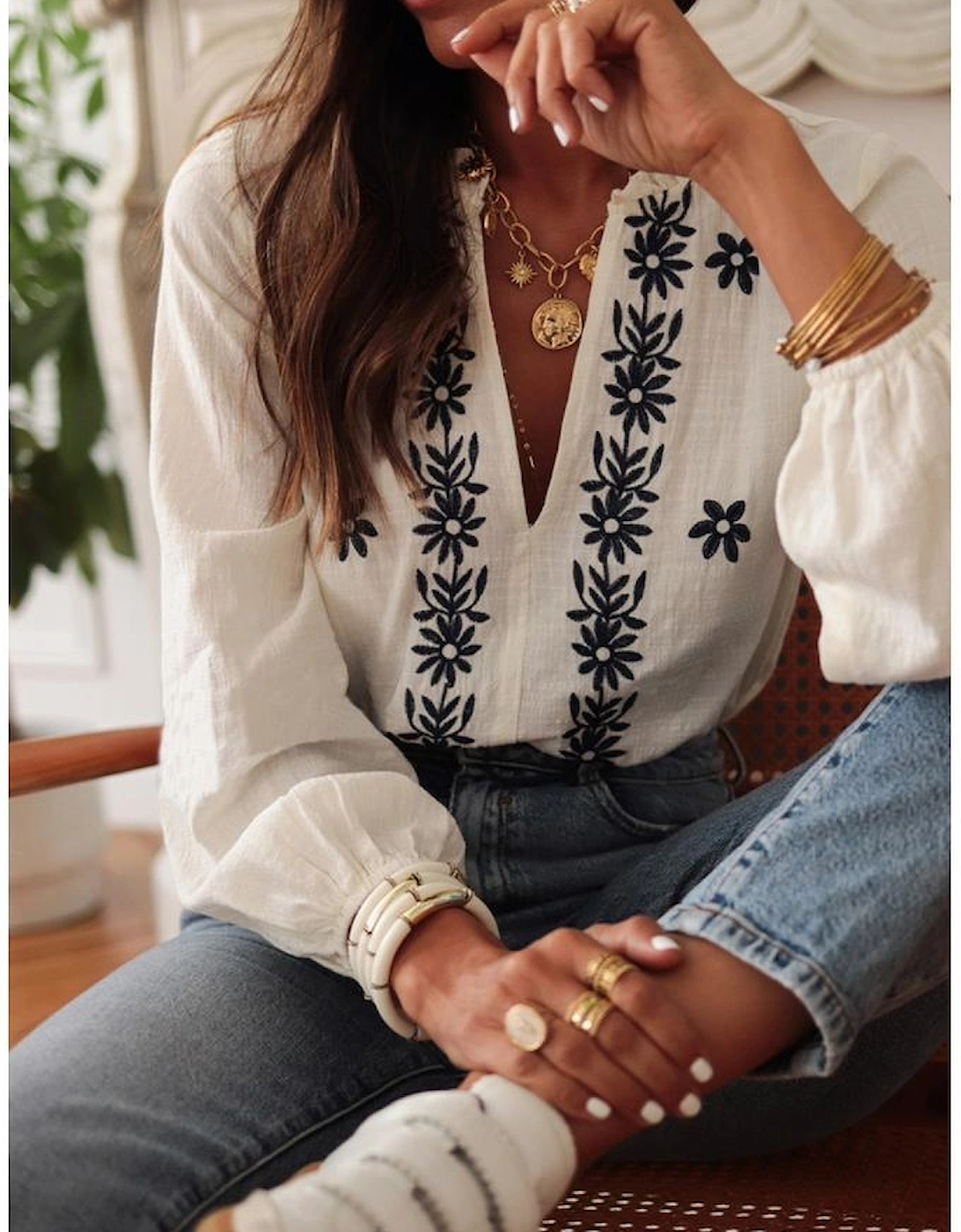 White Floral Embroidered Frilled V Neck Puff Sleeve Blouse