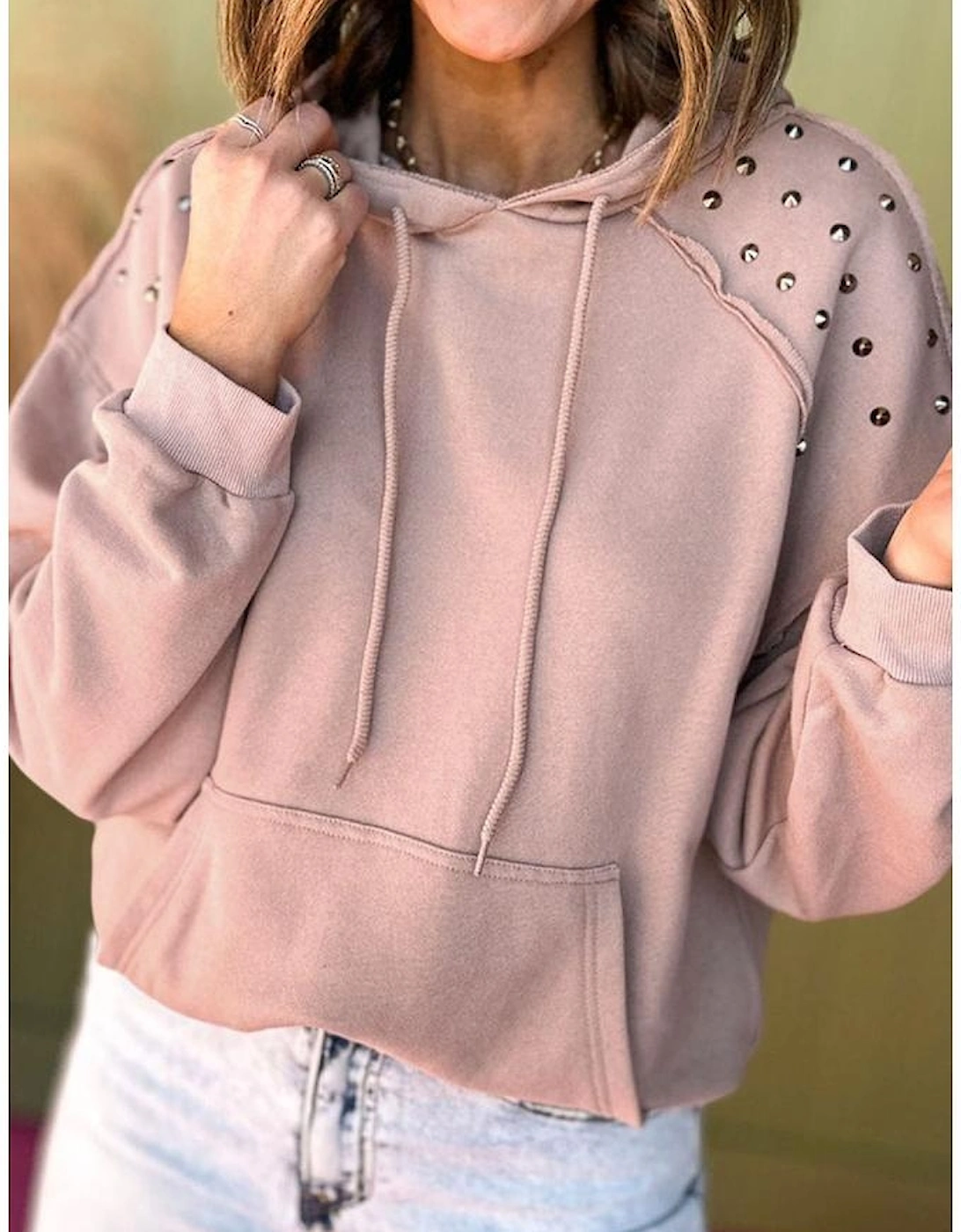 Fushia Solid Color Rivet Stud Raglan Sleeve Hoodie with Pocket