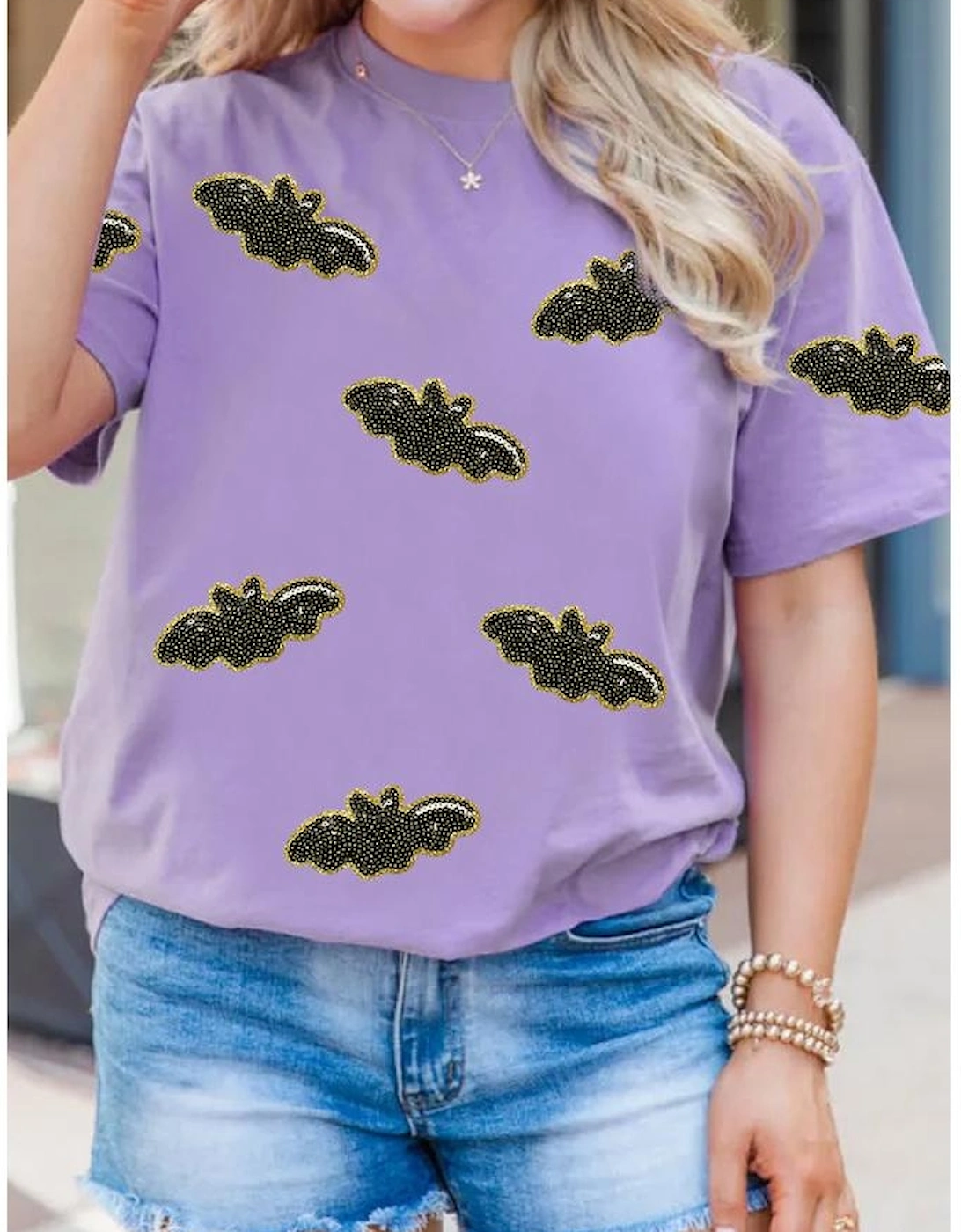 Wisteria Sequin Halloween Bat Patched Casual T Shirt