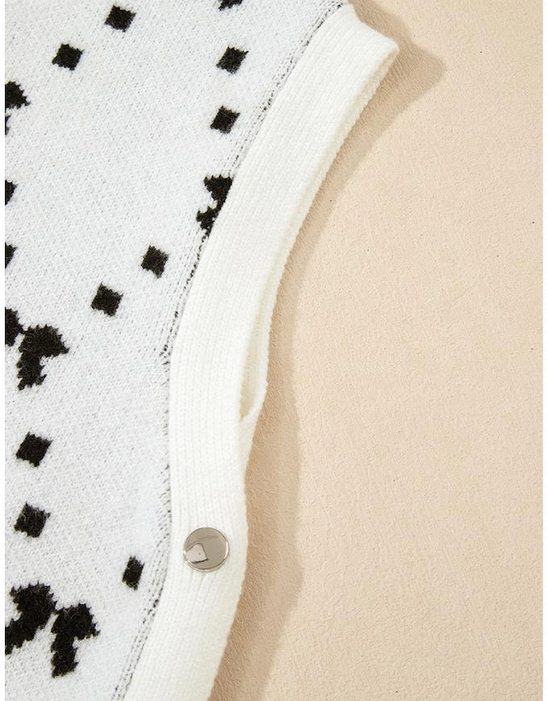 White Bow Pattern Buttoned Side Cropped Sweater Vest