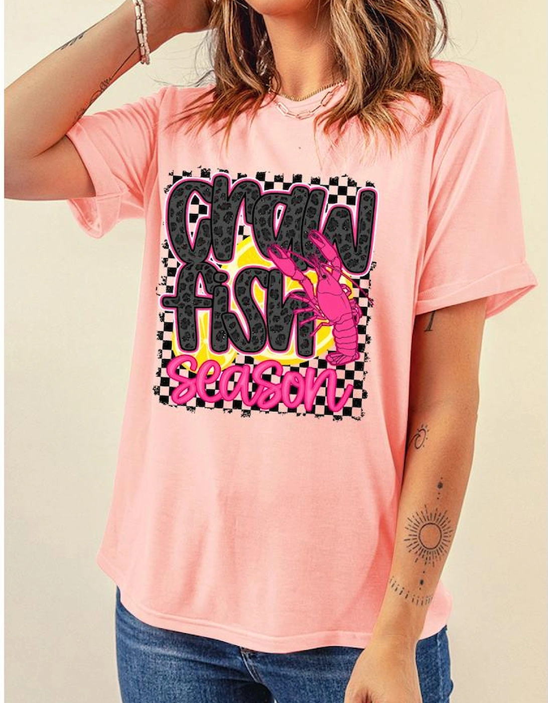 Pink Crawfish Season Graphic Casual Tee