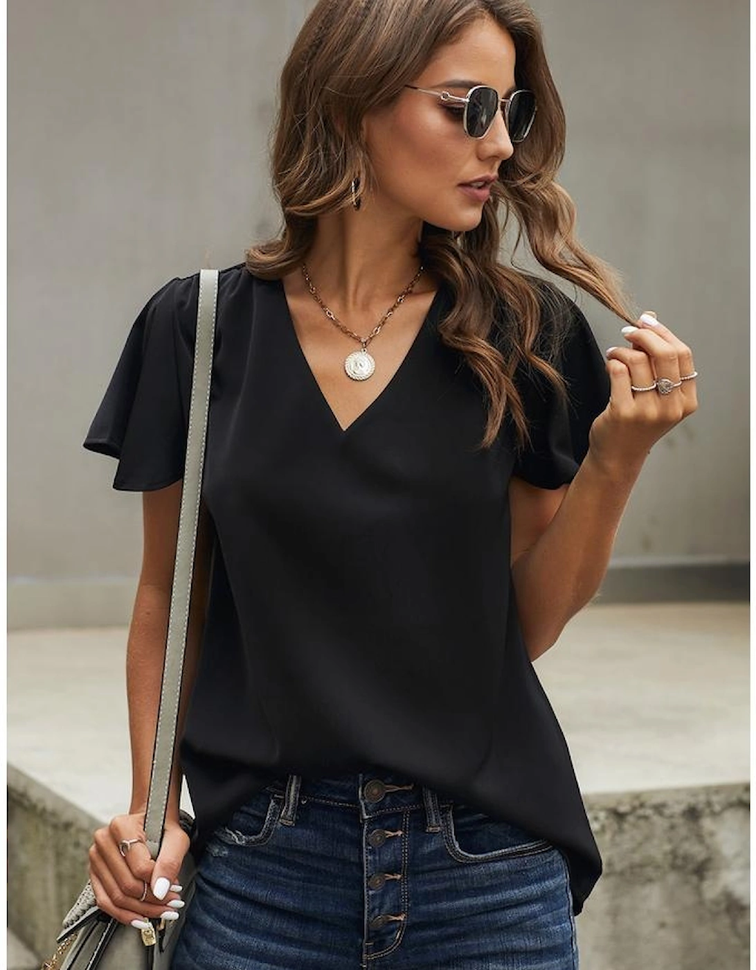 Black V Neck Short Sleeve Tee