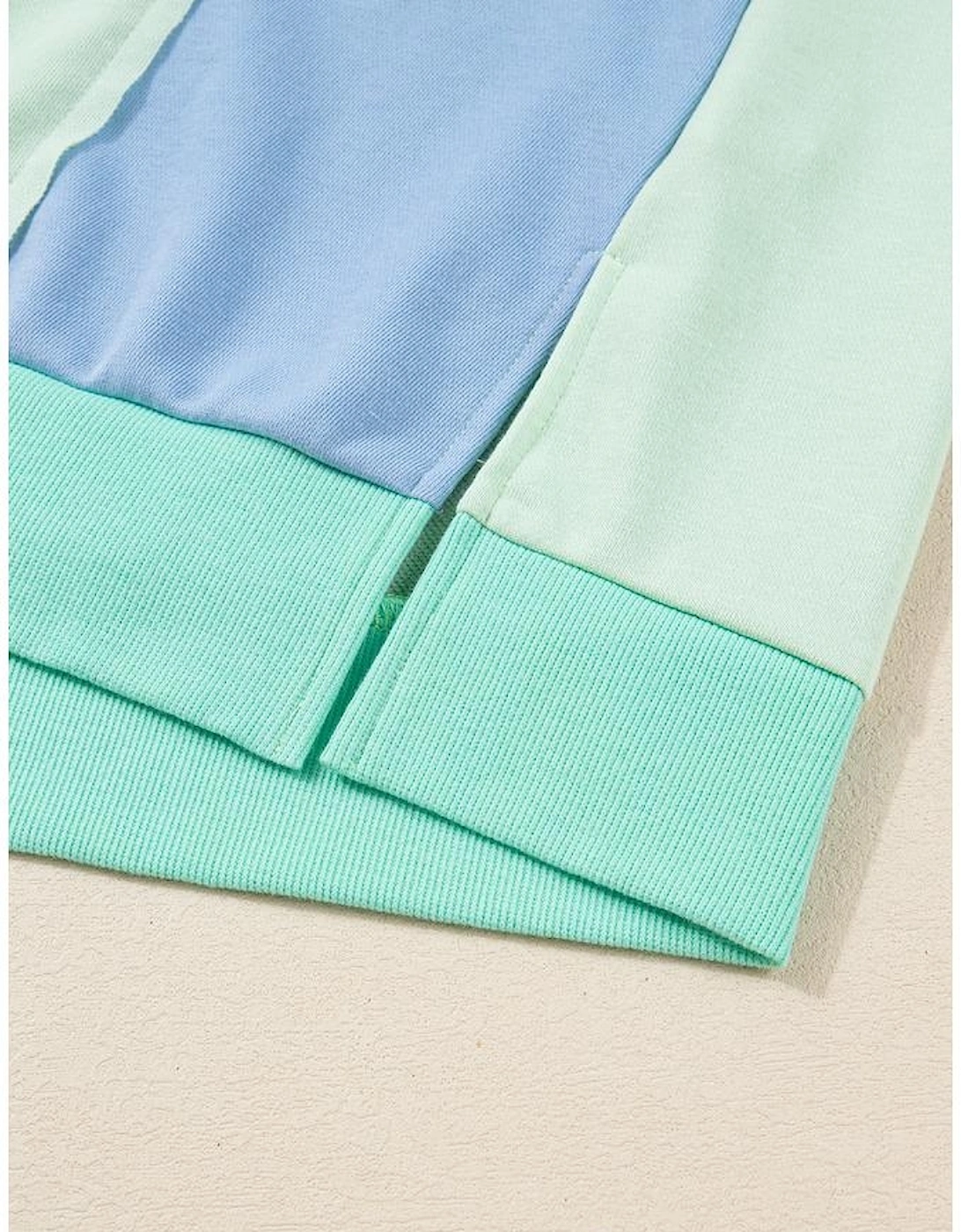 Green Color Block Floral Patchwork Long Sleeve Notched Neck Plus Size Top