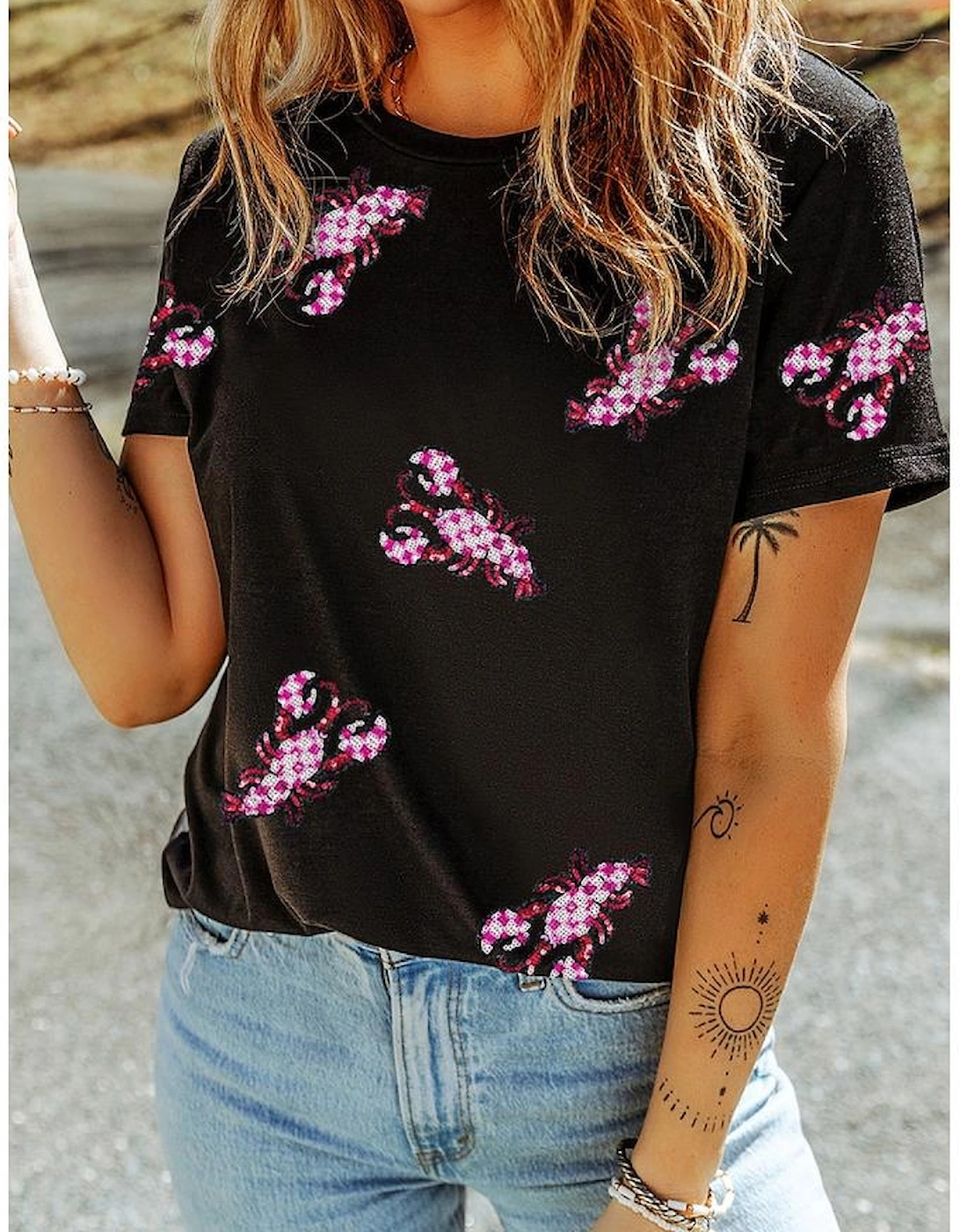 Black Sequin Crawfish Patched Crew Neck Tee