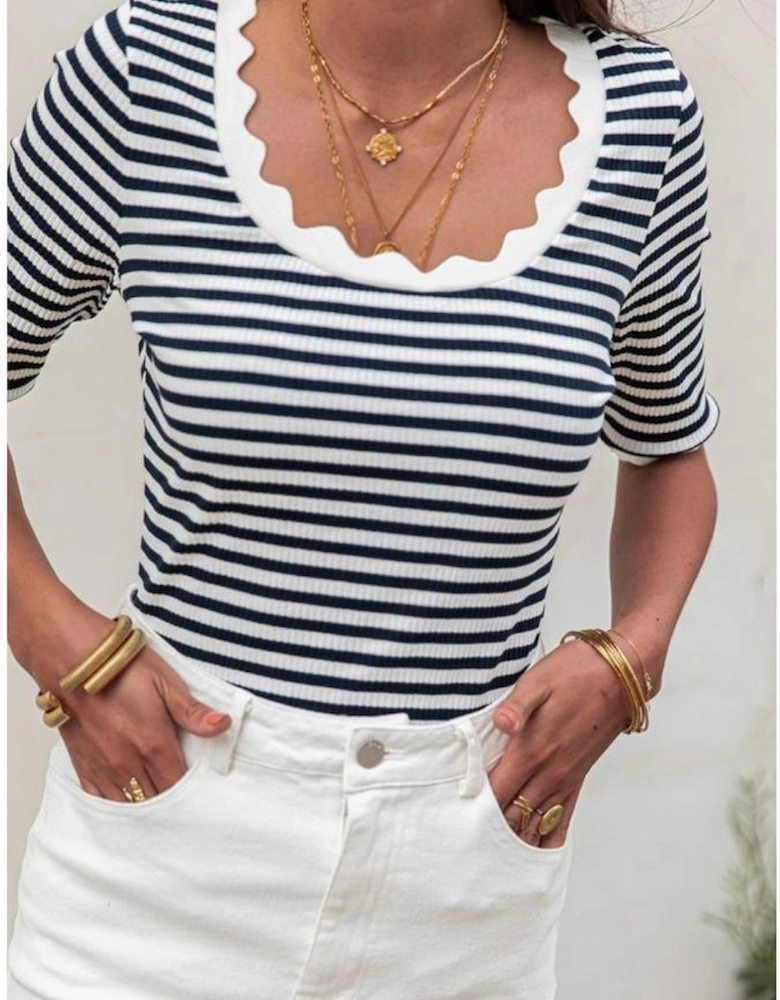 Black Striped Contrast Scallop Trim Half Sleeve T-shirt