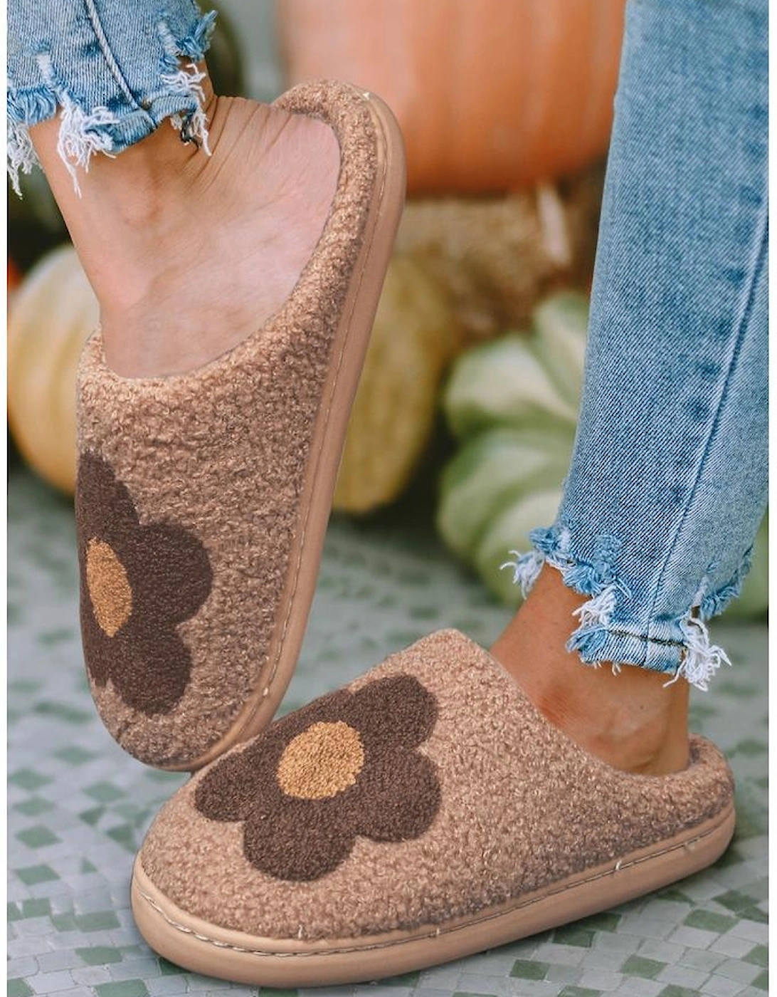 Azura Exchange Camel Fuzzy Flower Pattern Homewear Slippers
