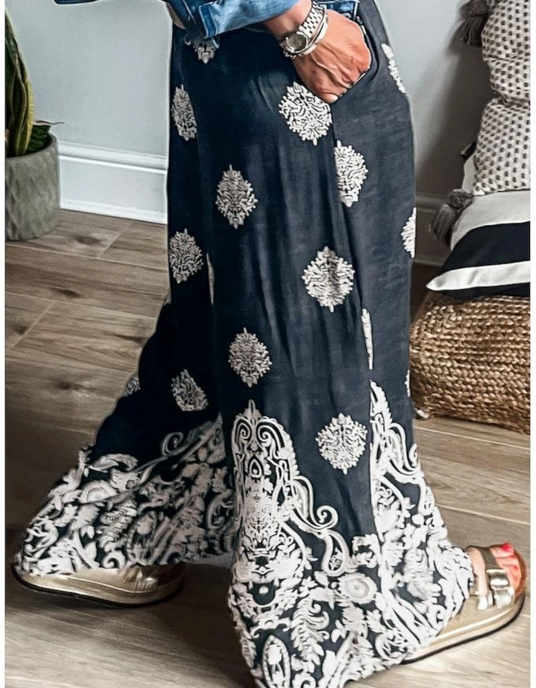 Azura Exchange Black Plus Size Geometric Ethnic Print Drawstring Wide Leg Pants