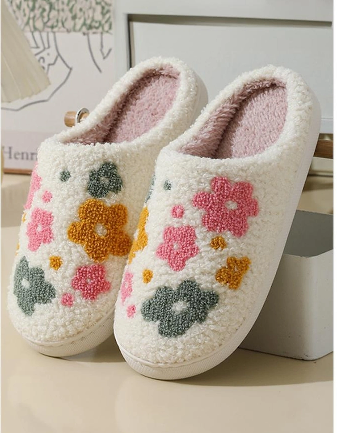 Azura Exchange White Flower Pattern Slip On Plush Home Slippers