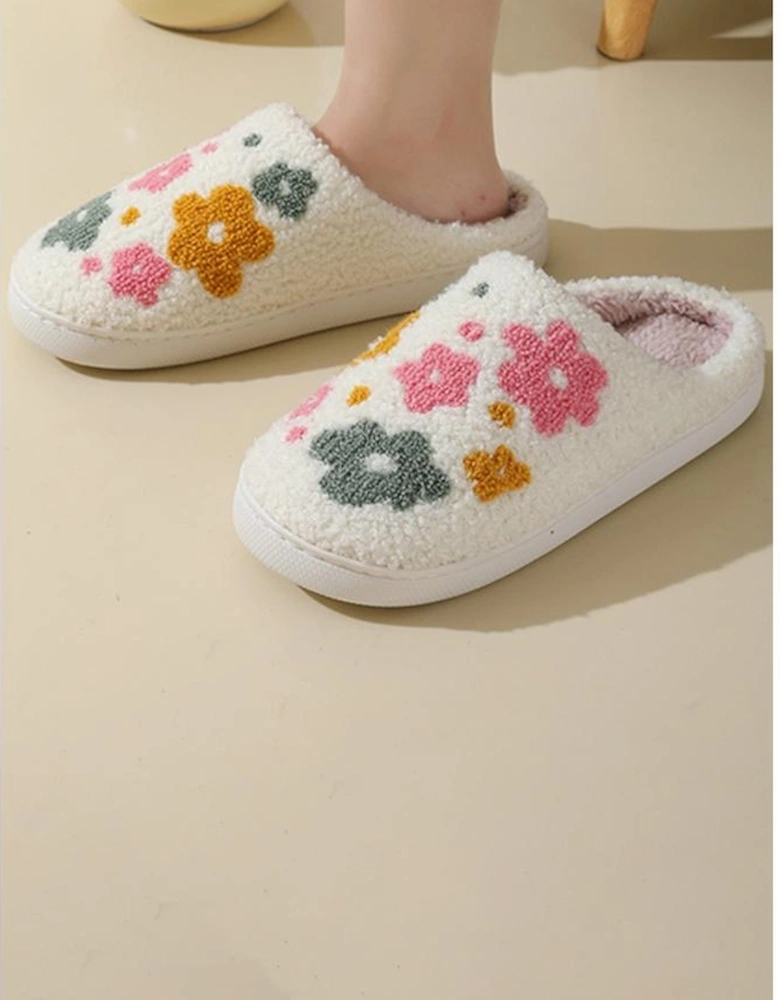 Azura Exchange White Flower Pattern Slip On Plush Home Slippers