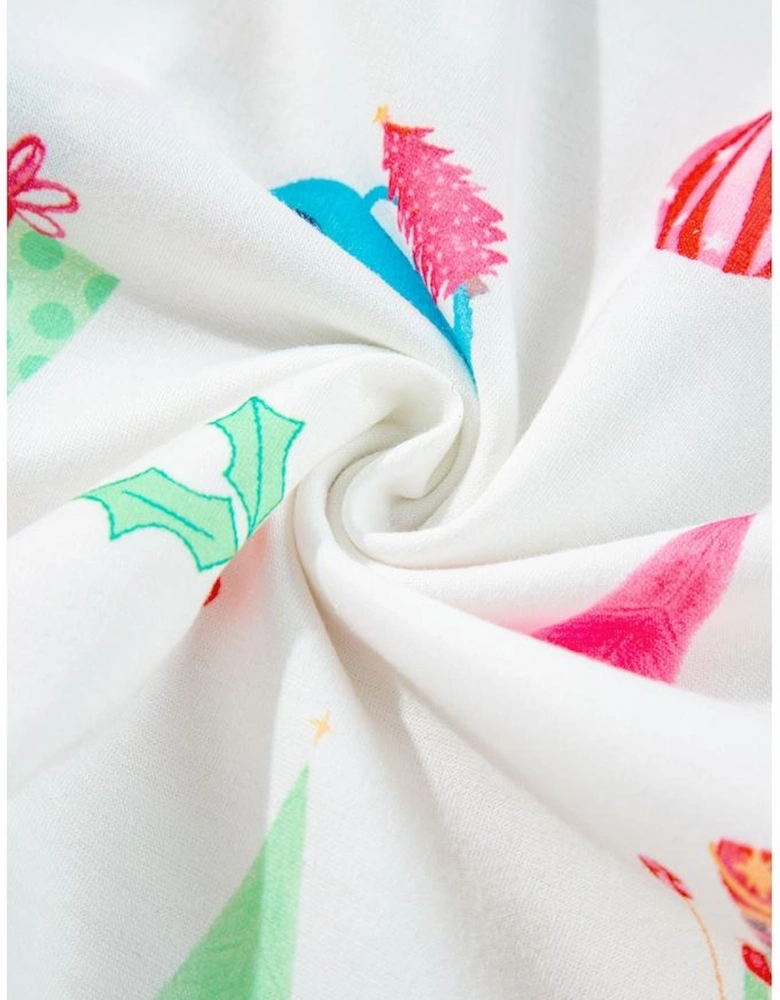 White Christmas Print Short Sleeve Shirt and Shorts Pajama Set