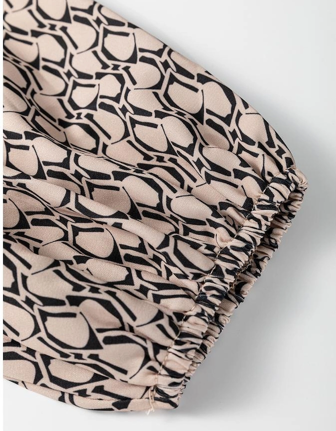 Khaki Geometric Print Notched Neck Puff Sleeve Blouse