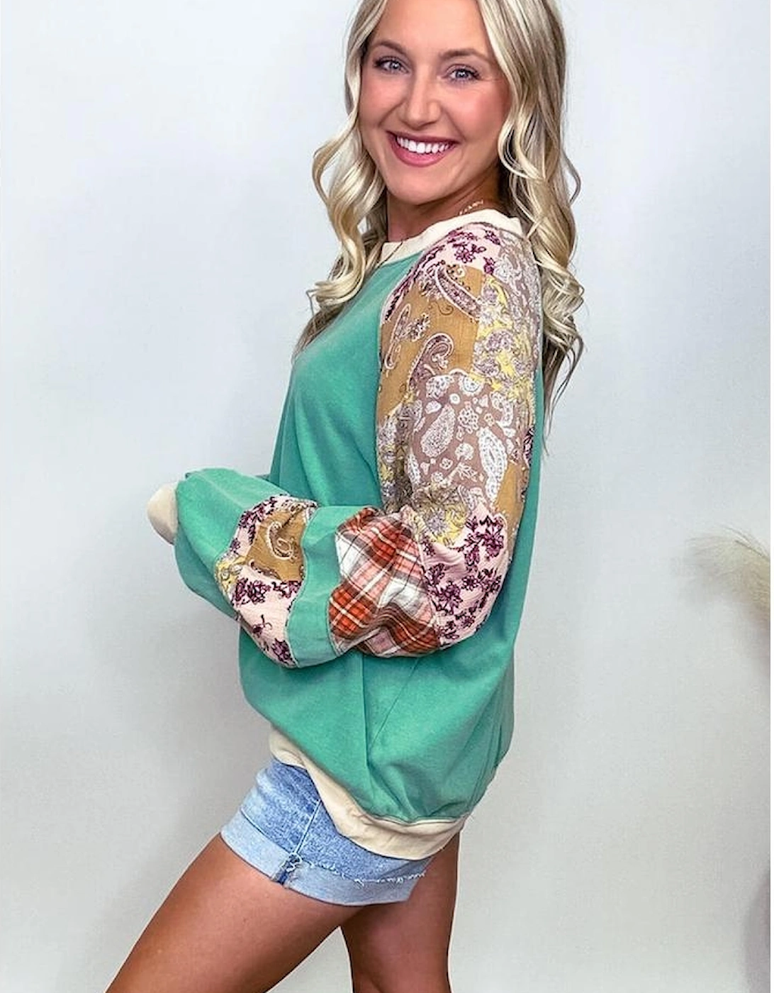 Sky Blue Plus Size Plaid Floral Patchwork Raglan Sleeve Sweatshirt
