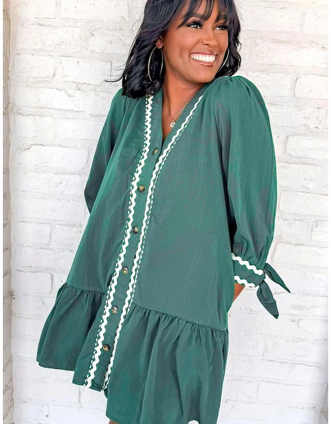 Canton Contrast Ricrac Trim Button V Neck Knotted Bracelet Sleeve Shift Dress