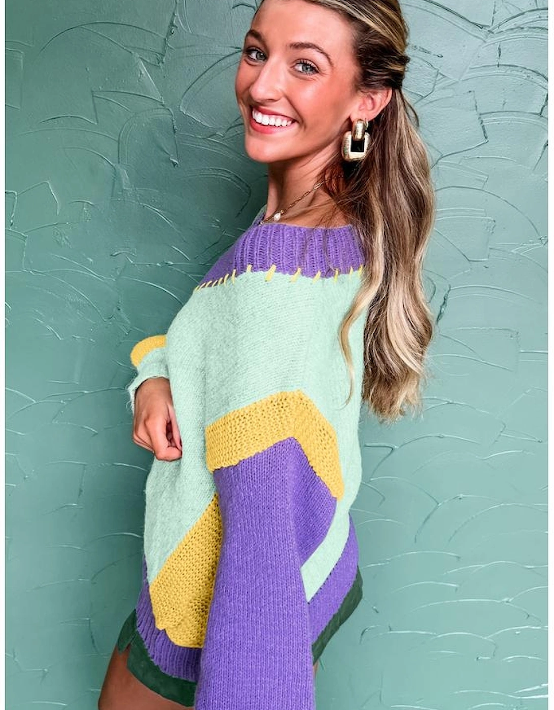 Green Stitched V Neck Color Block Knitted Drop Shoulder Sweater