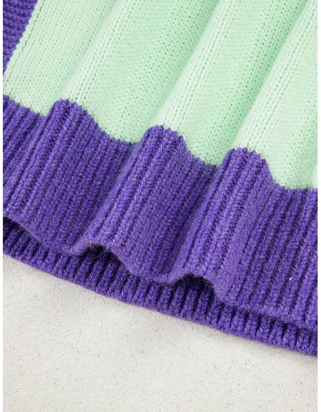 Green Stitched V Neck Color Block Knitted Drop Shoulder Sweater